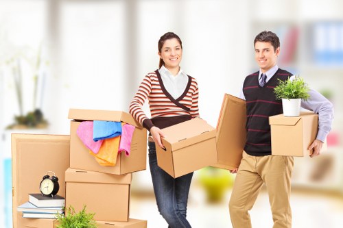 Local Muswellhill removals team managing a home or office move